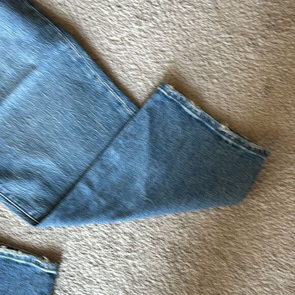 Madewell Classic Straight Jeans in Peralta Wash! - Picture 6 of 16